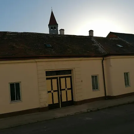 Joe 2 Apartman